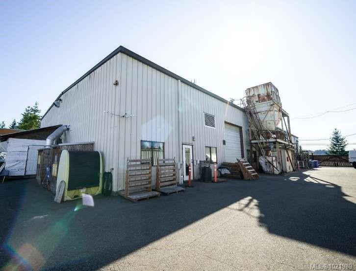 6701 Oldfield Rd, Central Saanich, BC