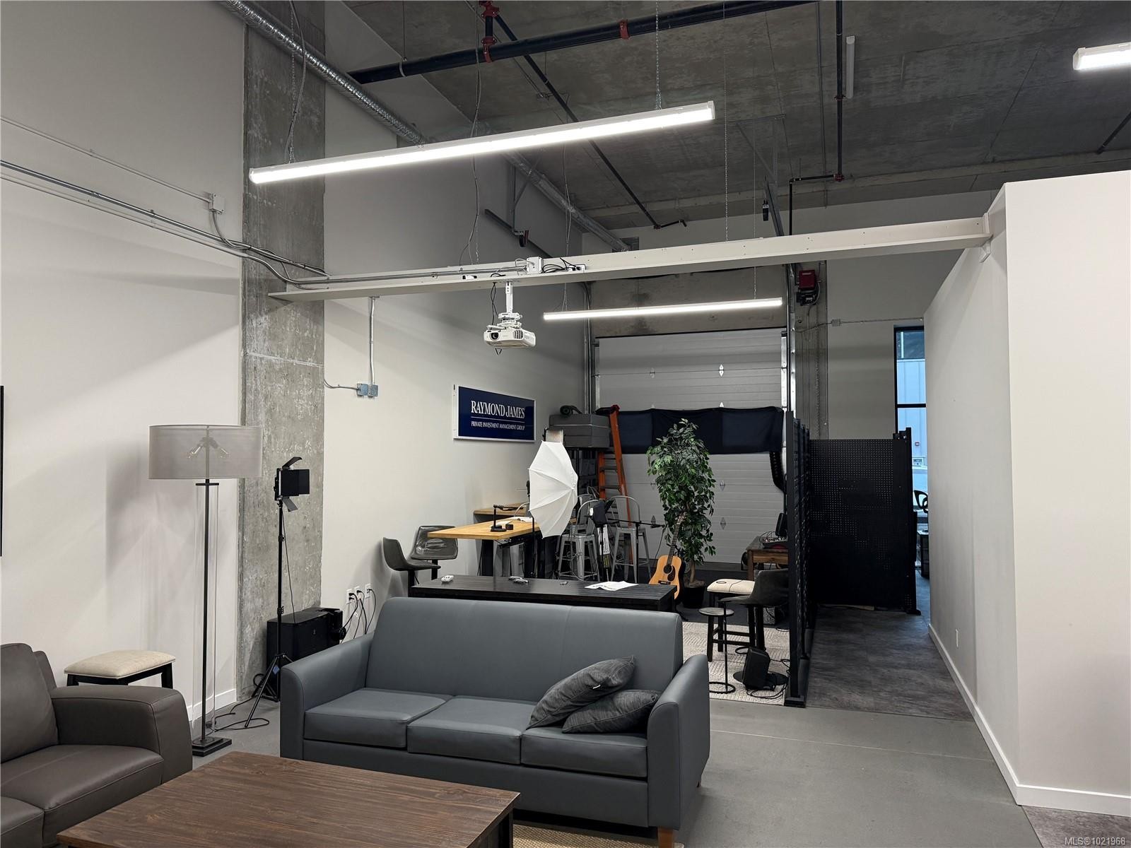 106-832 Mccallum Rd, Langford, BC