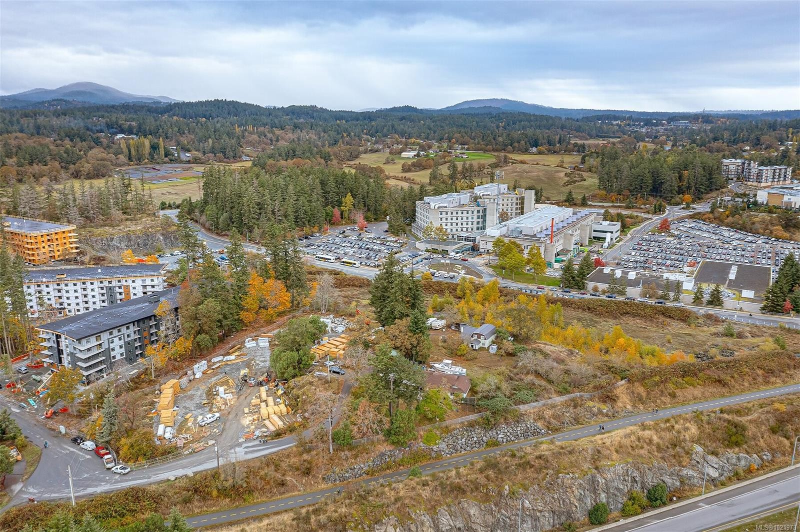 5 Erskine Lane, View Royal, BC