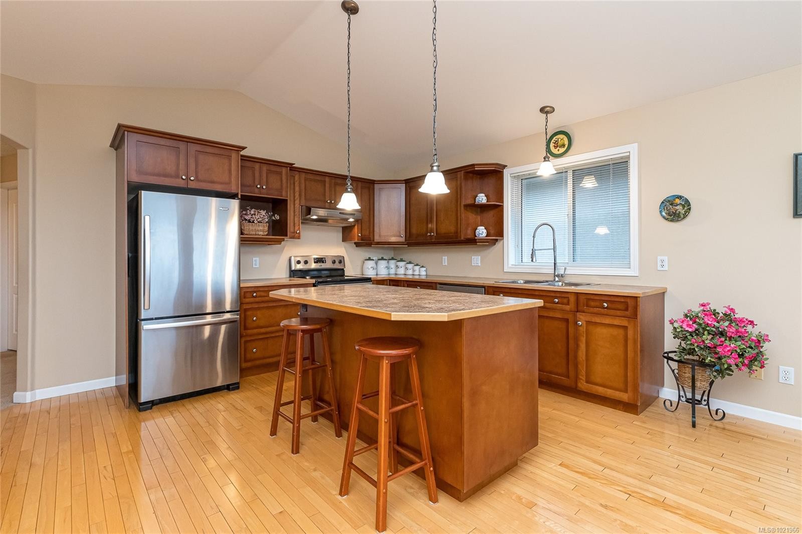 3546 Sun Estate, Langford, BC