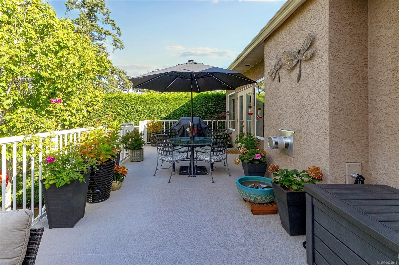 1204 Knockan Pl, Saanich, BC