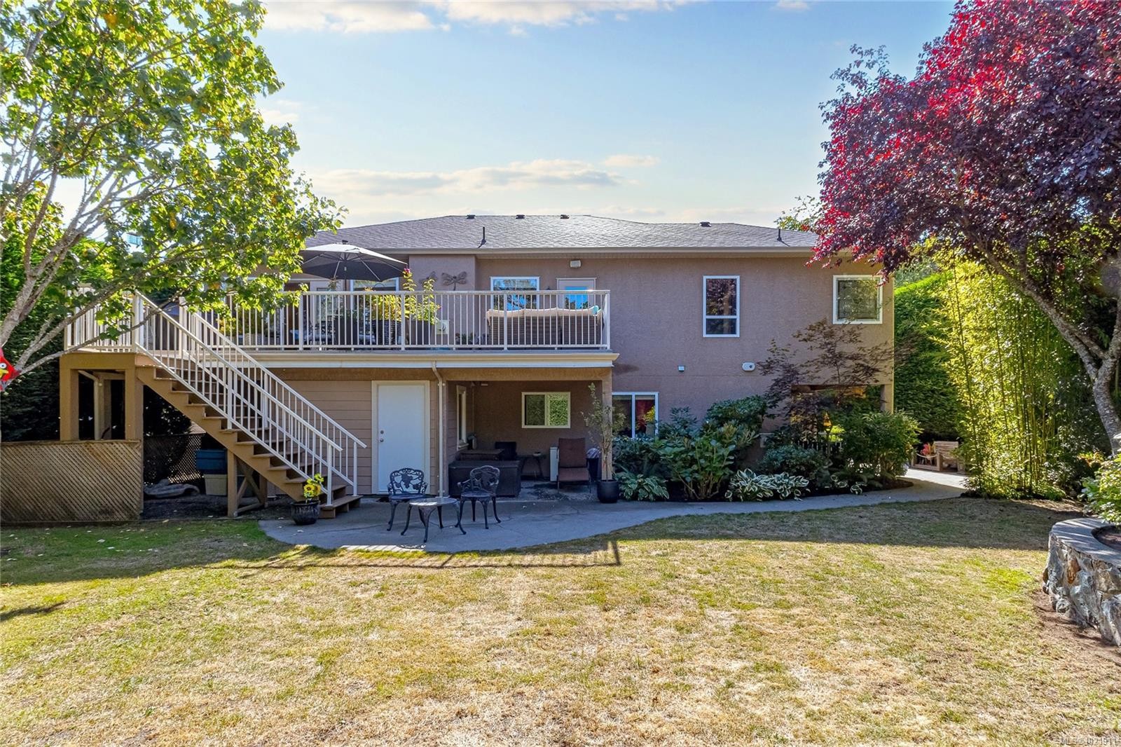 1204 Knockan Pl, Saanich, BC