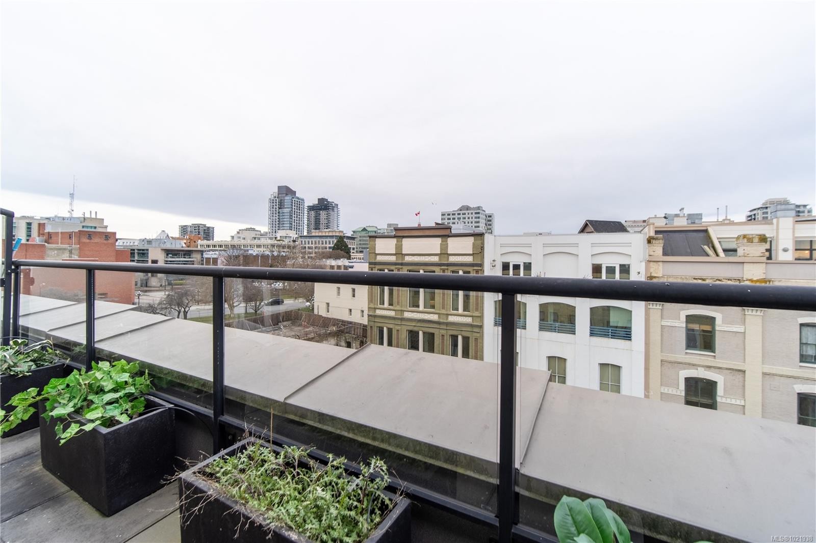 317-599 Pandora Ave, Victoria, BC - Outdoor With Balcony