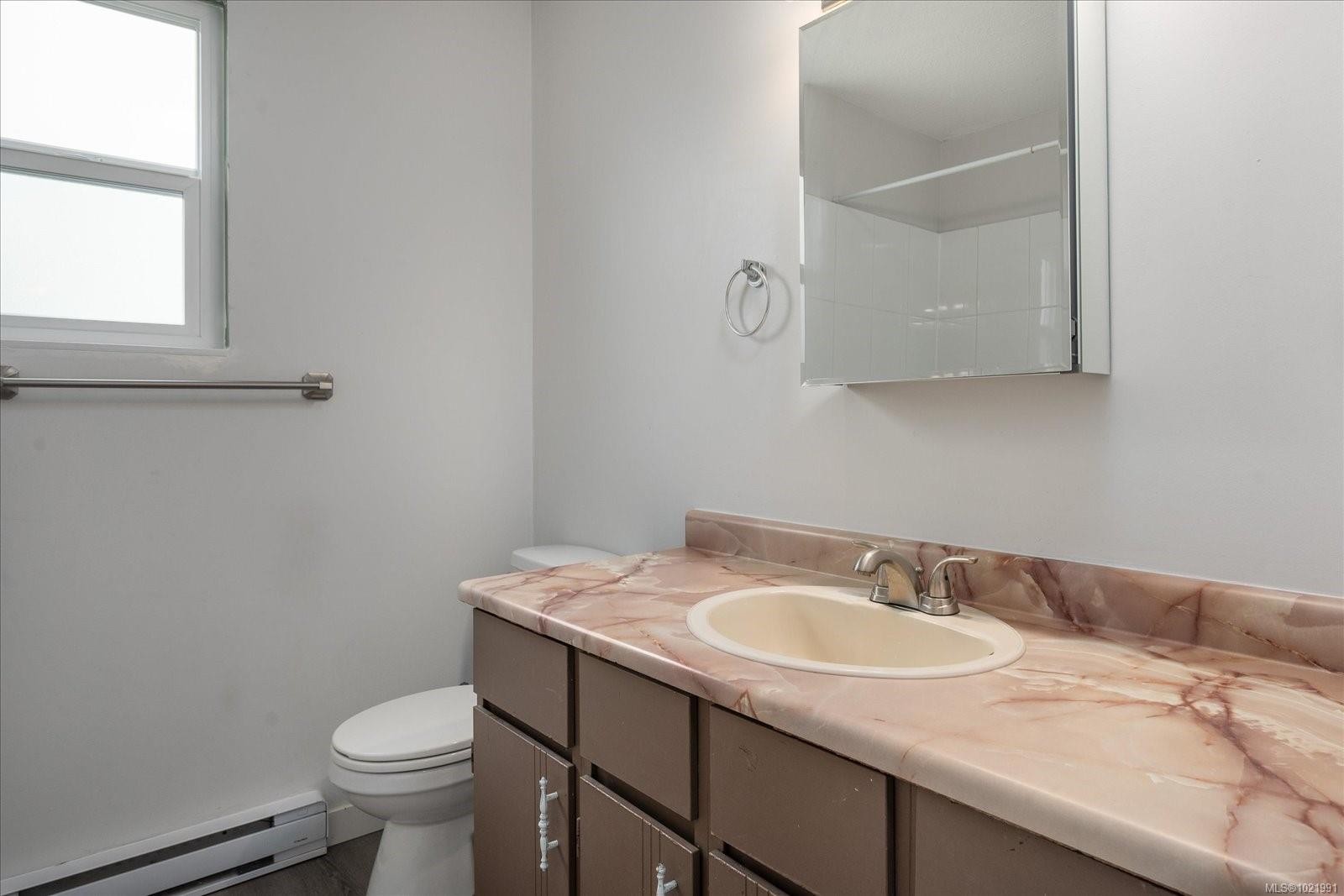 202 Derby Pl, Nanaimo, BC