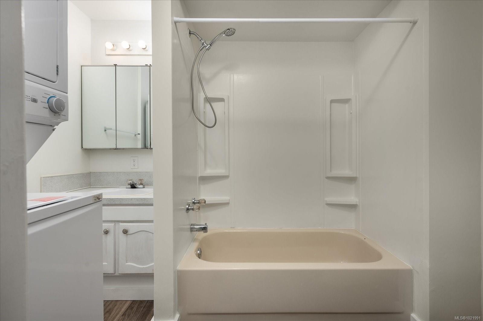 202 Derby Pl, Nanaimo, BC