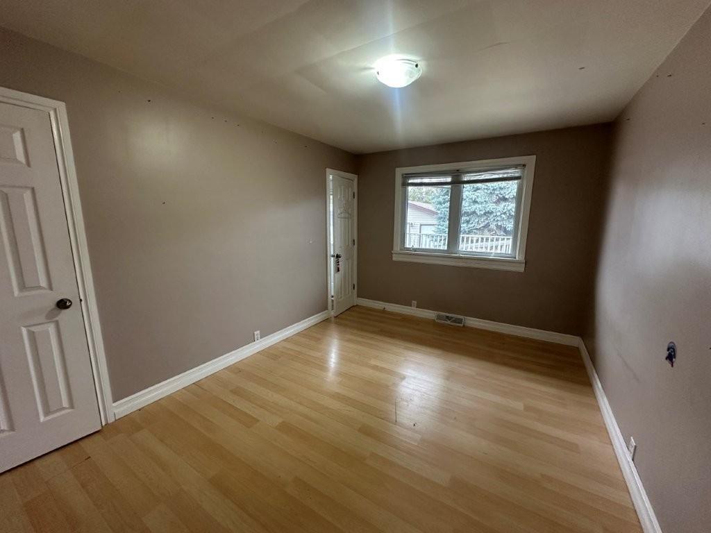2637 Ridgeway Street E, Thunder Bay, ON - Indoor Photo Showing Other Room