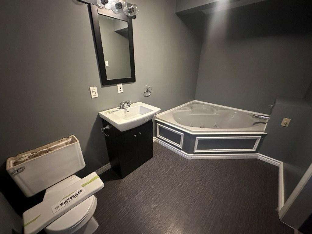 2637 Ridgeway Street E, Thunder Bay, ON - Indoor Photo Showing Laundry Room