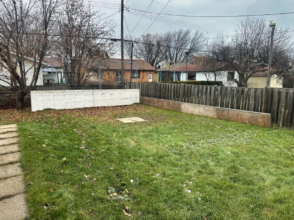 2637 Ridgeway Street E, Thunder Bay, ON - Outdoor