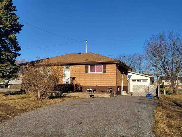 116 Huntington Court, Thunder Bay, ON - Outdoor