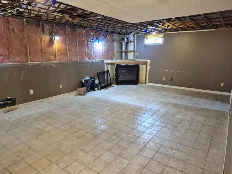 116 Huntington Court, Thunder Bay, ON - Indoor Photo Showing Other Room