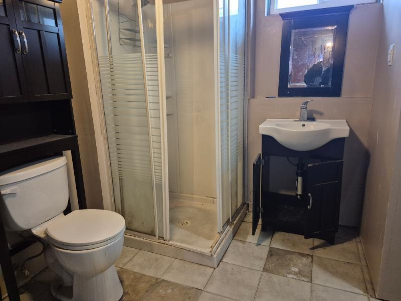 116 Huntington Court, Thunder Bay, ON - Indoor Photo Showing Bathroom