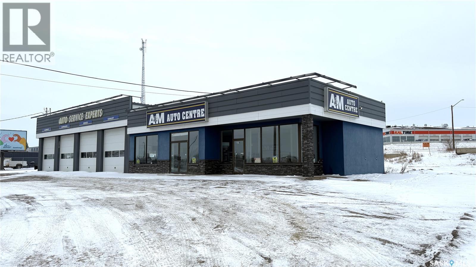 370 Railway Avenue E, North Battleford, SK