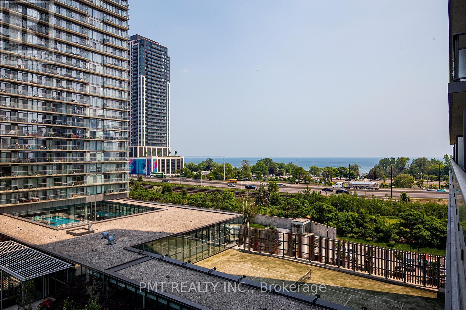 612 - 105 The Queensway, Toronto, ON - Outdoor