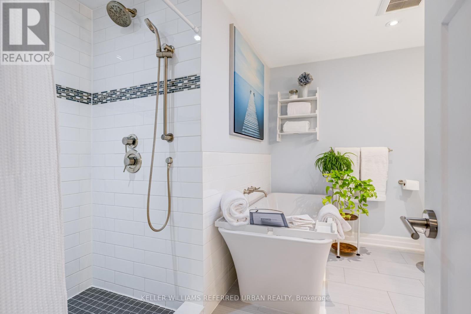 126 Beaver Bend Crescent, Toronto, ON - Indoor Photo Showing Bathroom