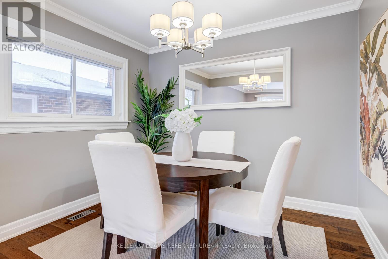 126 Beaver Bend Crescent, Toronto, ON - Indoor Photo Showing Dining Room