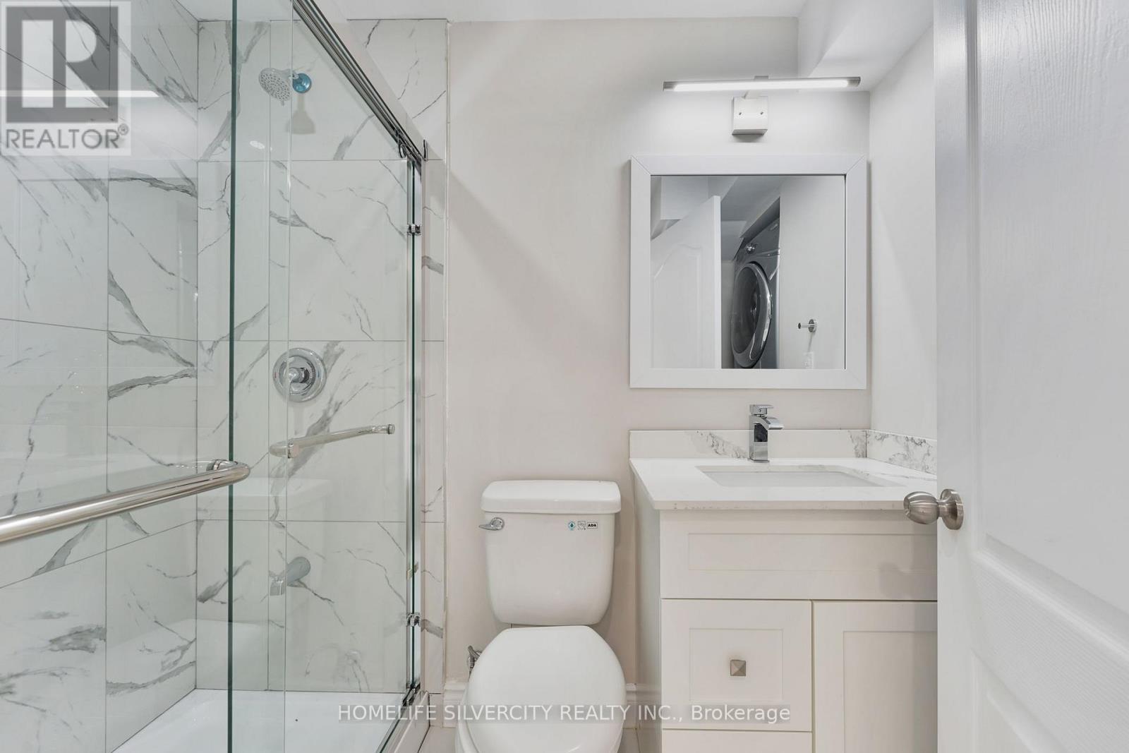 Basement - 18 Tysonville Circle, Brampton, ON - Indoor Photo Showing Bathroom