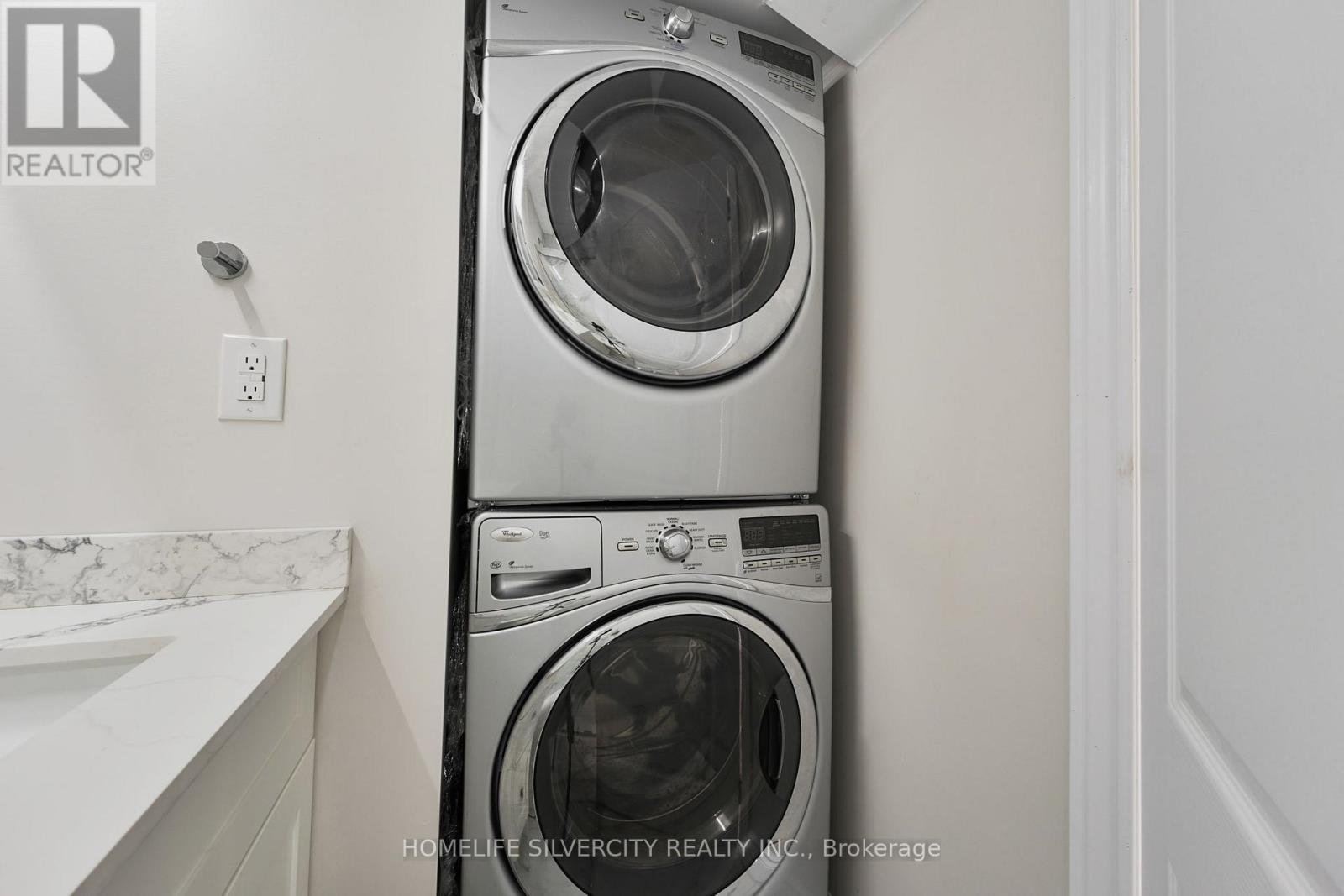Basement - 18 Tysonville Circle, Brampton, ON - Indoor Photo Showing Laundry Room