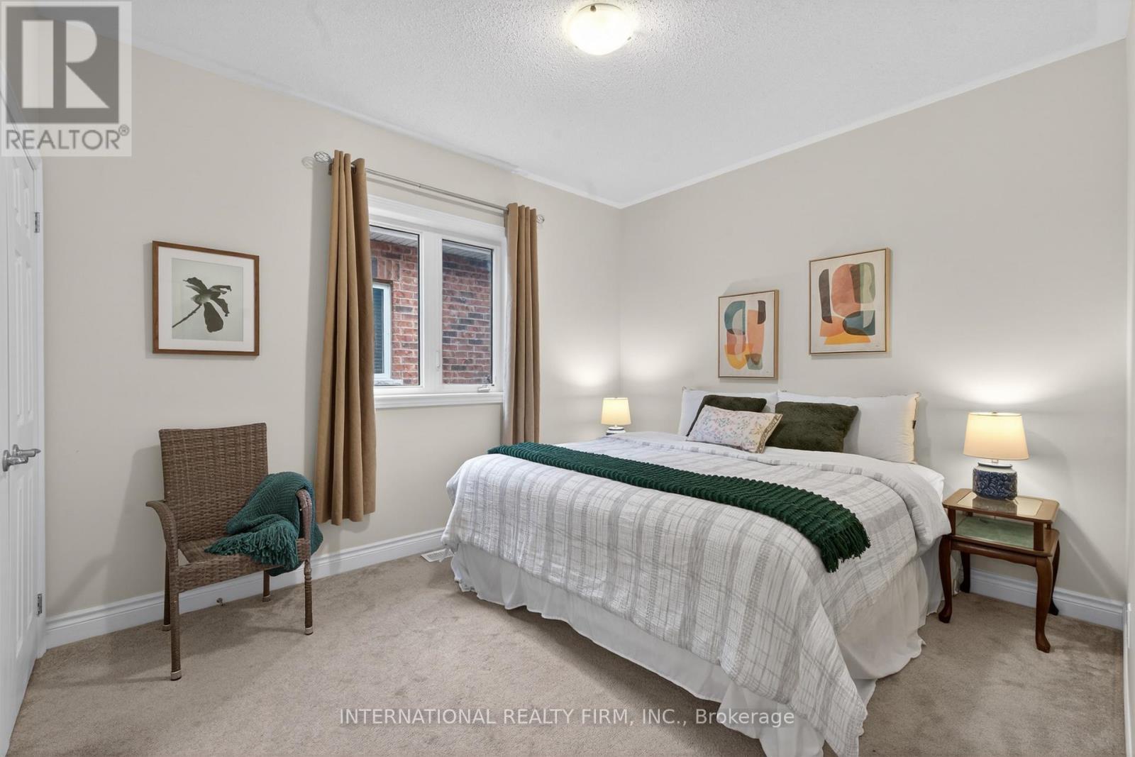 254 Niagara Trail, Halton Hills, ON - Indoor Photo Showing Bedroom