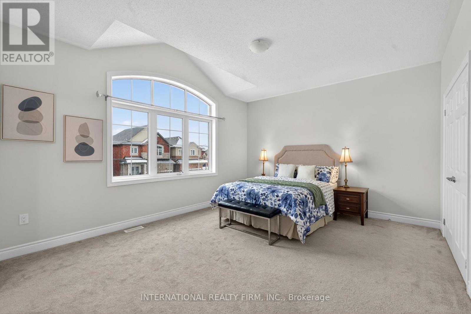 254 Niagara Trail, Halton Hills, ON - Indoor Photo Showing Bedroom