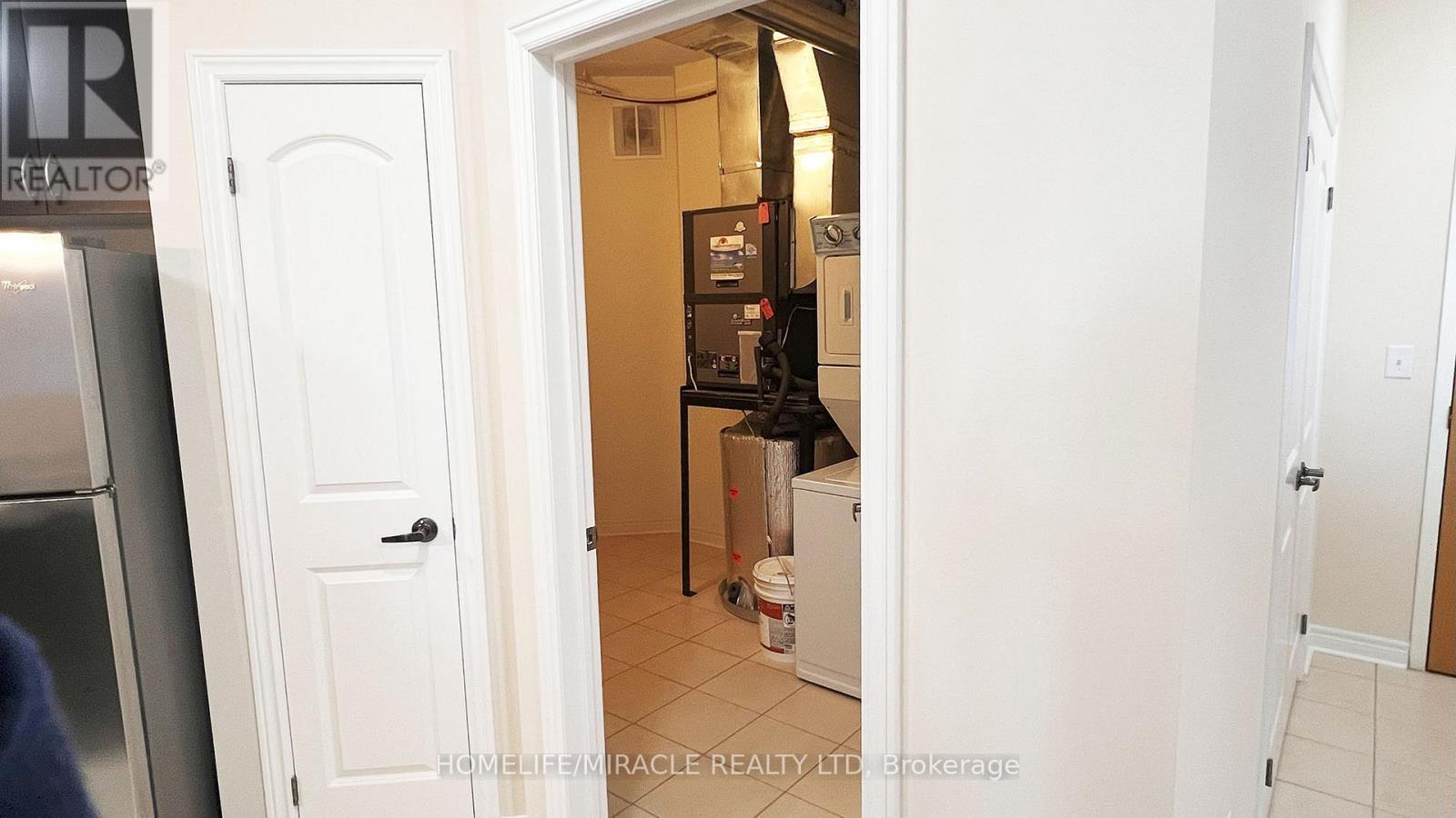 502 - 383 Main Street E, Milton, ON - Indoor Photo Showing Other Room