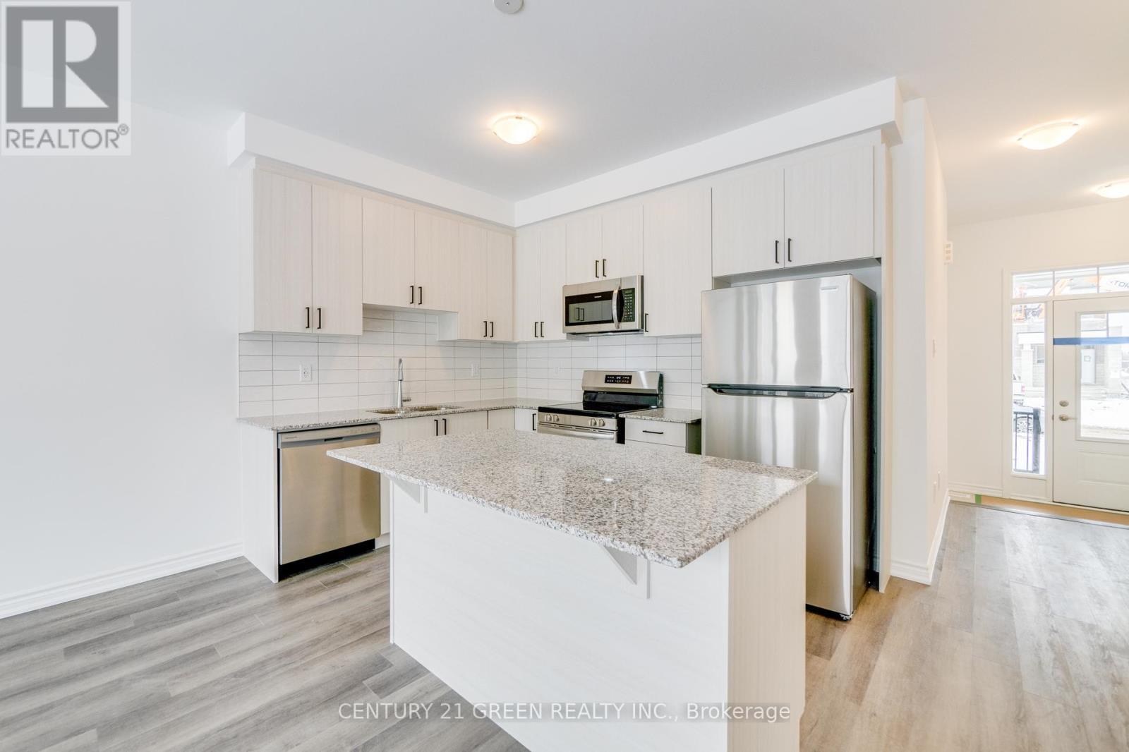 64 Histand Trail, Kitchener, ON - Indoor Photo Showing Kitchen With Upgraded Kitchen