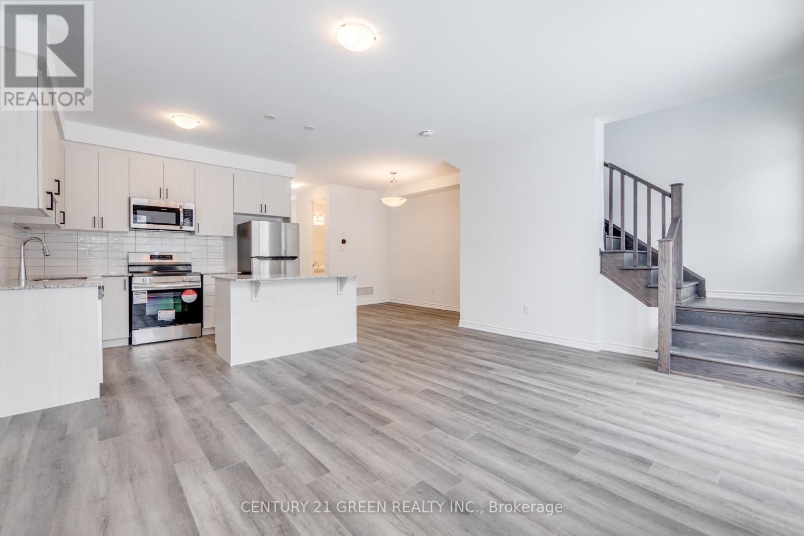 64 Histand Trail, Kitchener, ON - Indoor Photo Showing Kitchen With Upgraded Kitchen
