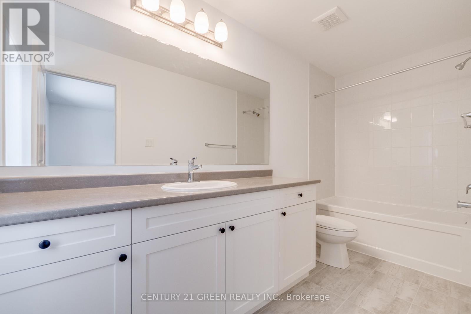 64 Histand Trail, Kitchener, ON - Indoor Photo Showing Bathroom