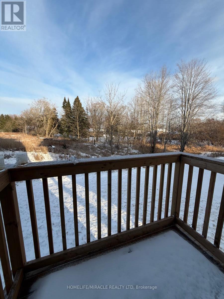 60 Oakmont Drive, Loyalist, ON - Outdoor With Balcony