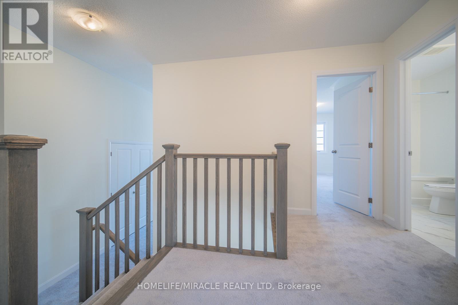60 Oakmont Drive, Loyalist, ON - Indoor Photo Showing Other Room