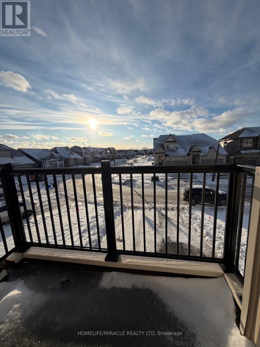 60 Oakmont Drive, Loyalist, ON - Outdoor With Balcony With View