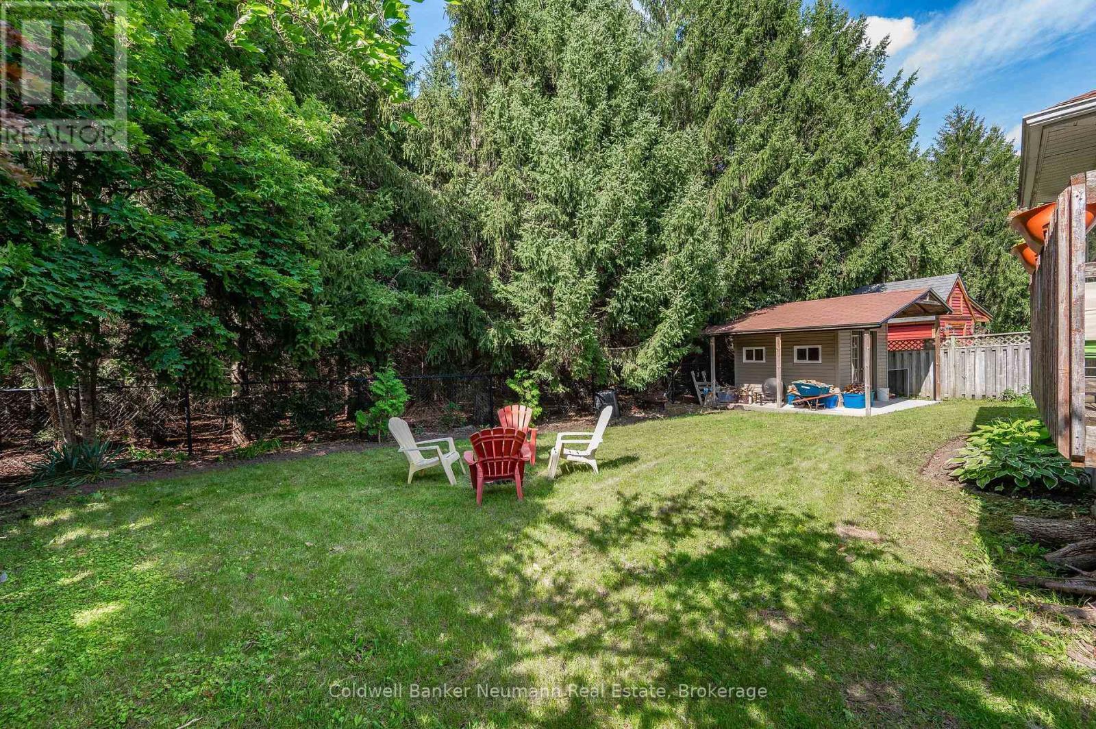 Upper - 18 Whittaker Court, Guelph (Kortright Hills), ON - Outdoor