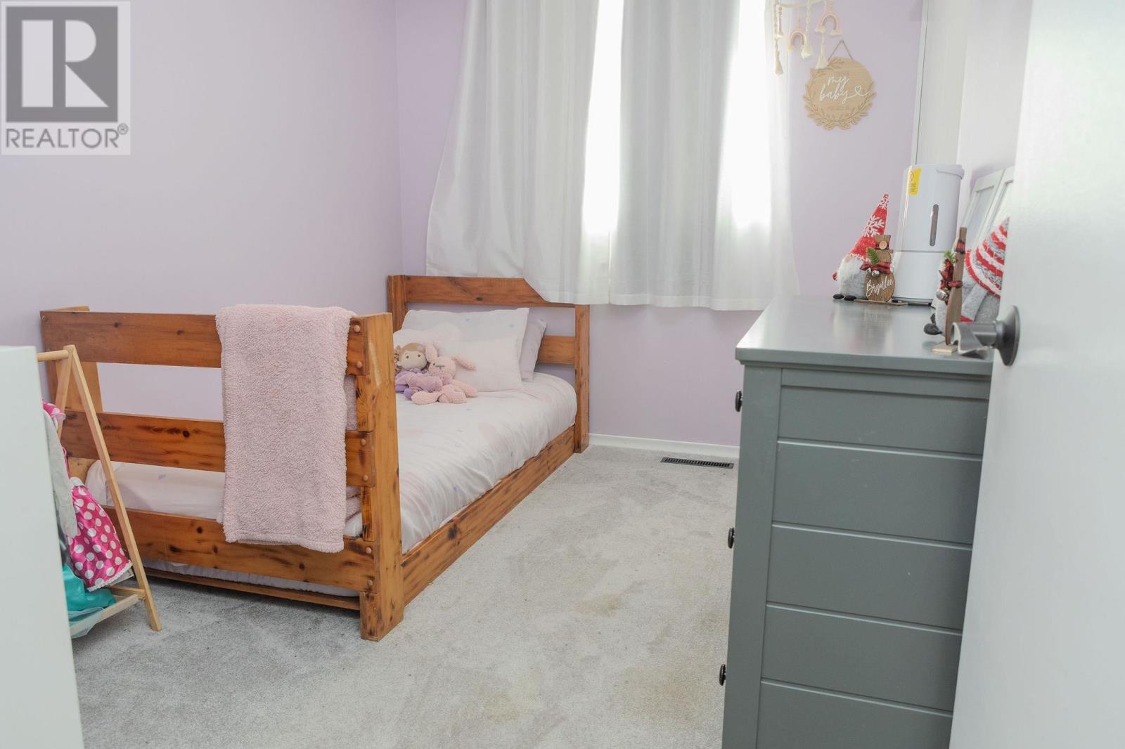 11 Kerr Dr, Sault Ste. Marie, ON - Indoor Photo Showing Bedroom