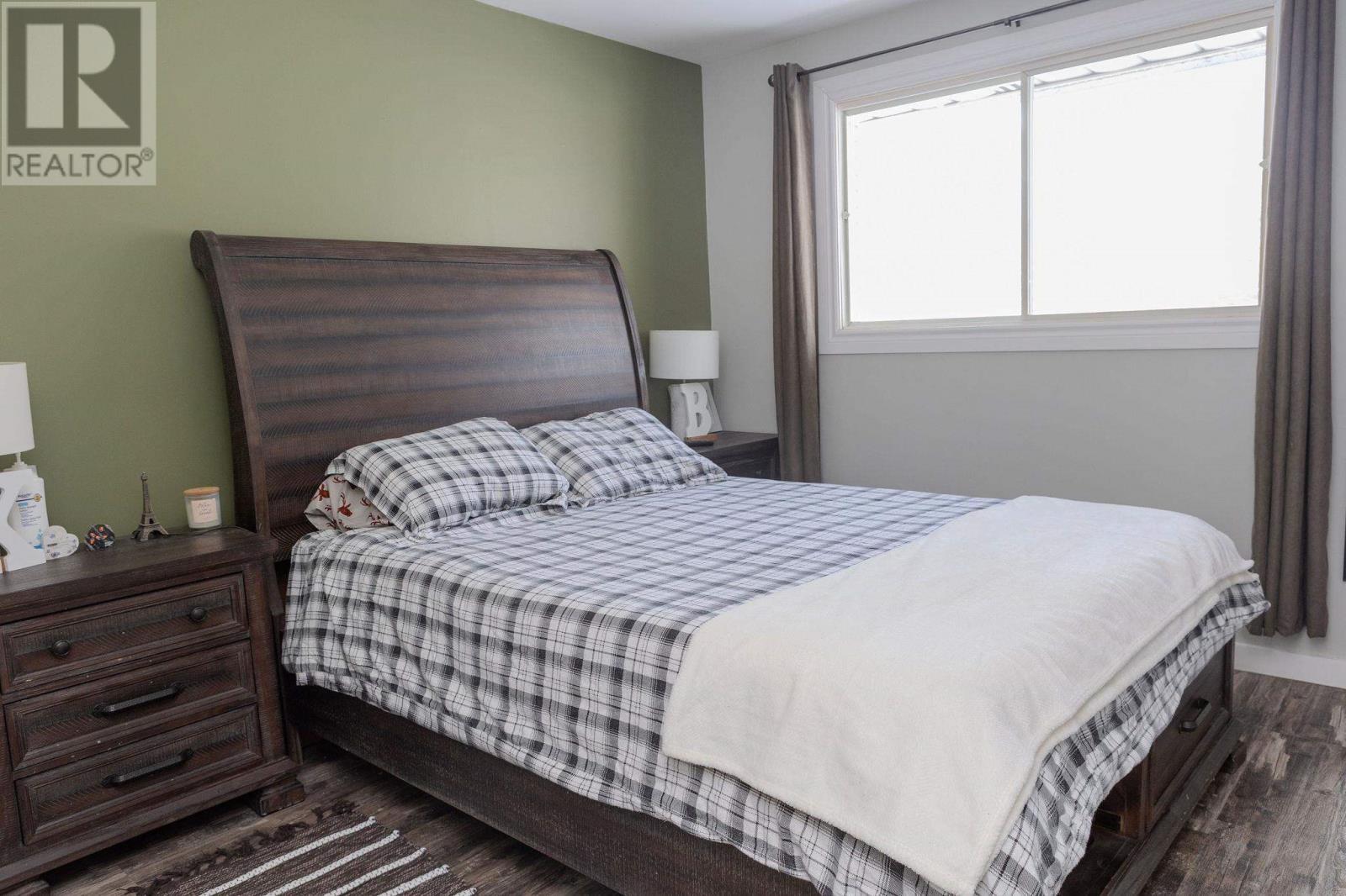11 Kerr Dr, Sault Ste. Marie, ON - Indoor Photo Showing Bedroom