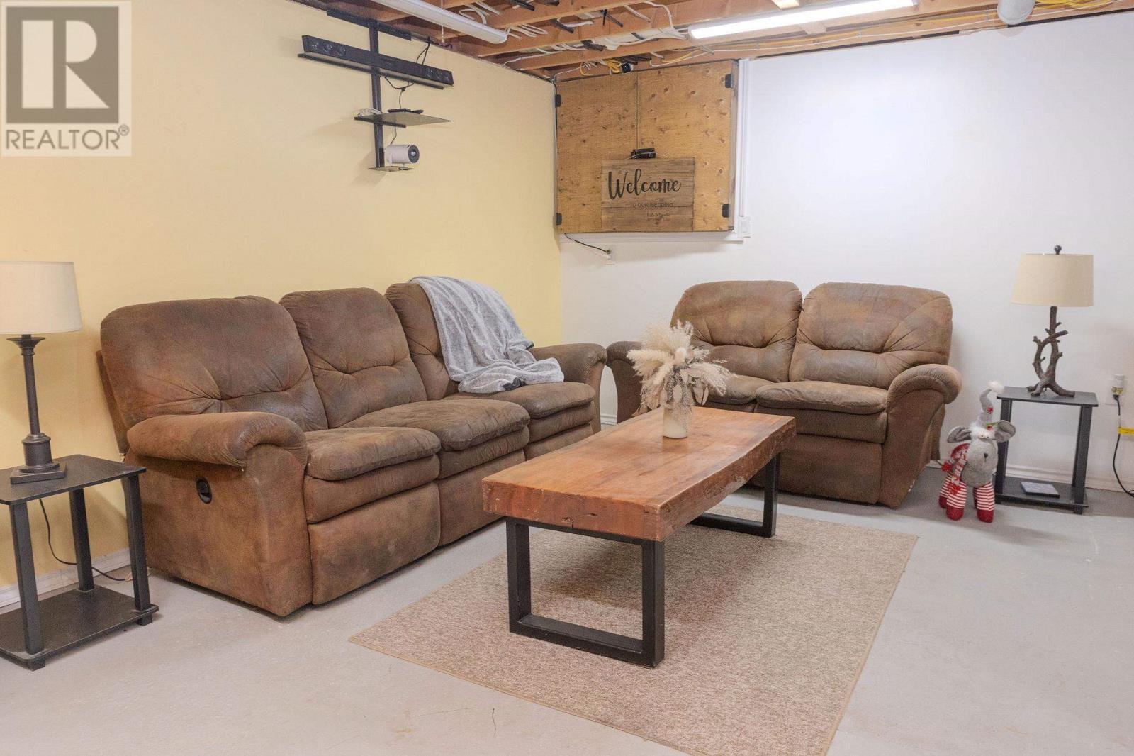 11 Kerr Dr, Sault Ste. Marie, ON - Indoor