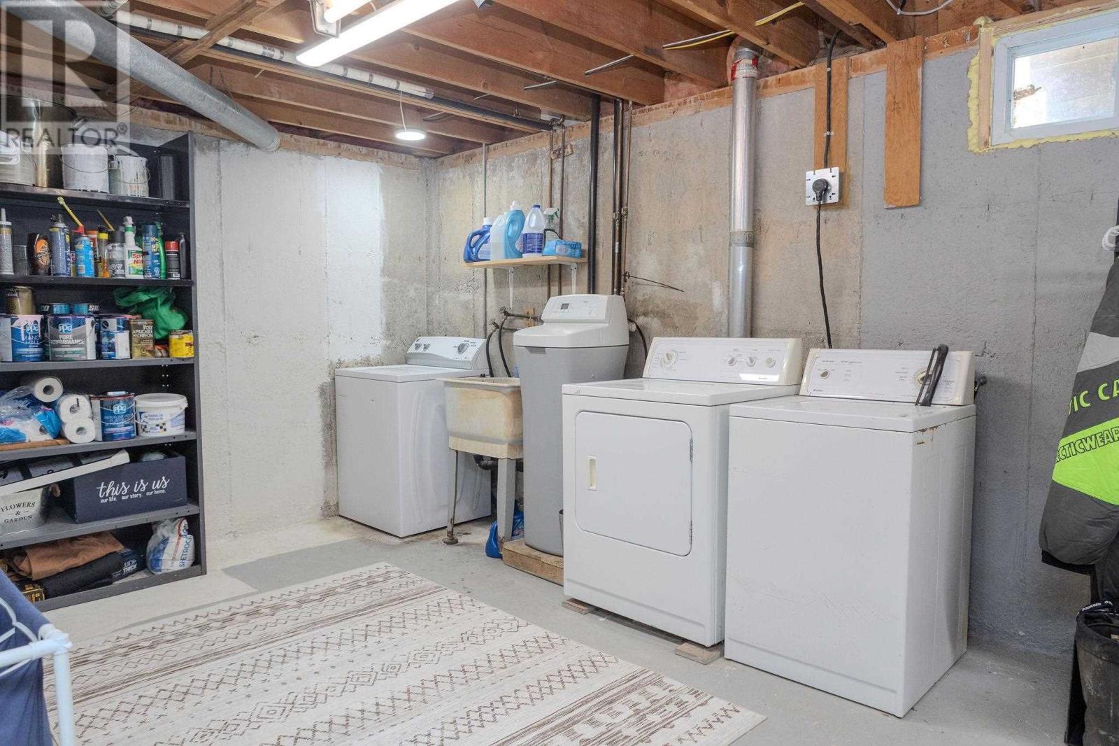11 Kerr Dr, Sault Ste. Marie, ON - Indoor Photo Showing Laundry Room