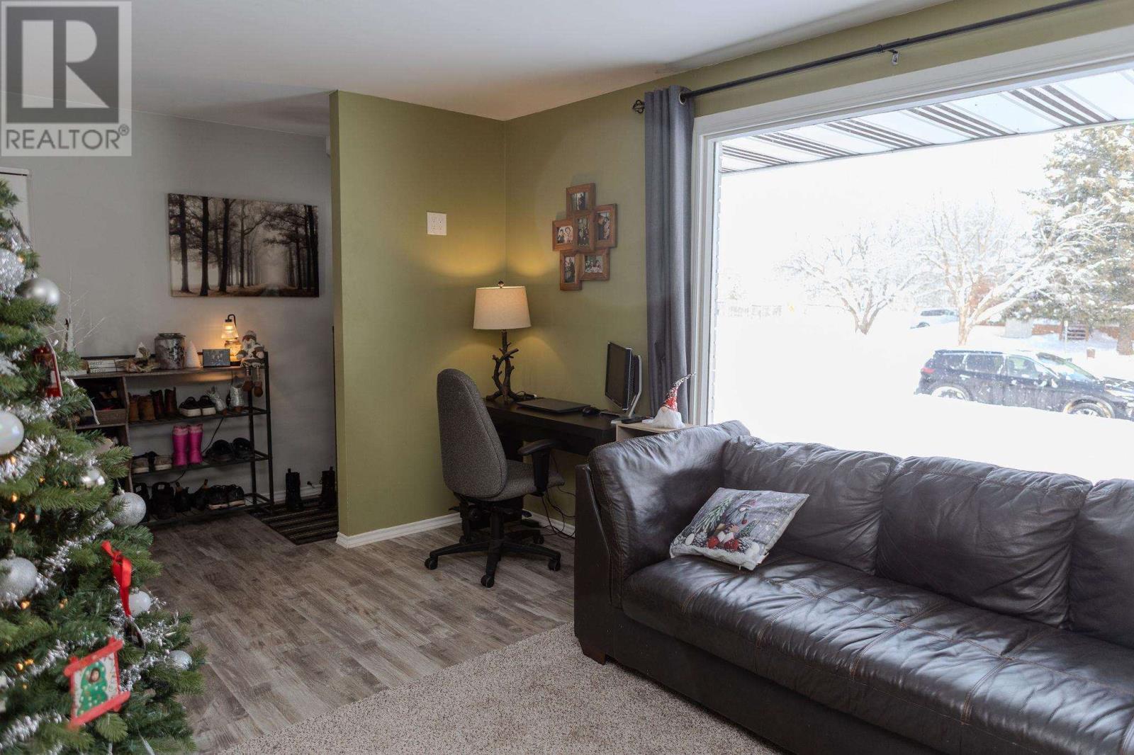 11 Kerr Dr, Sault Ste. Marie, ON - Indoor