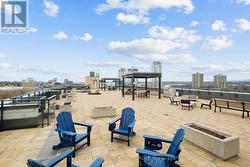 Roof Top Sitting Area and Planters -
