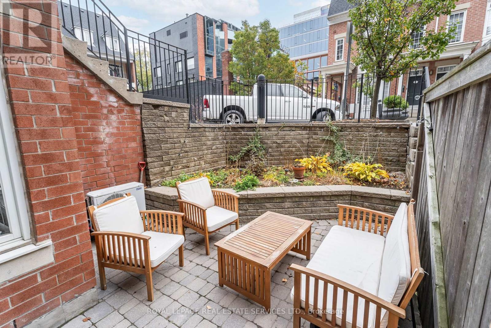 32 - 11 Niagara Street W, Toronto, ON - Outdoor With Deck Patio Veranda With Exterior