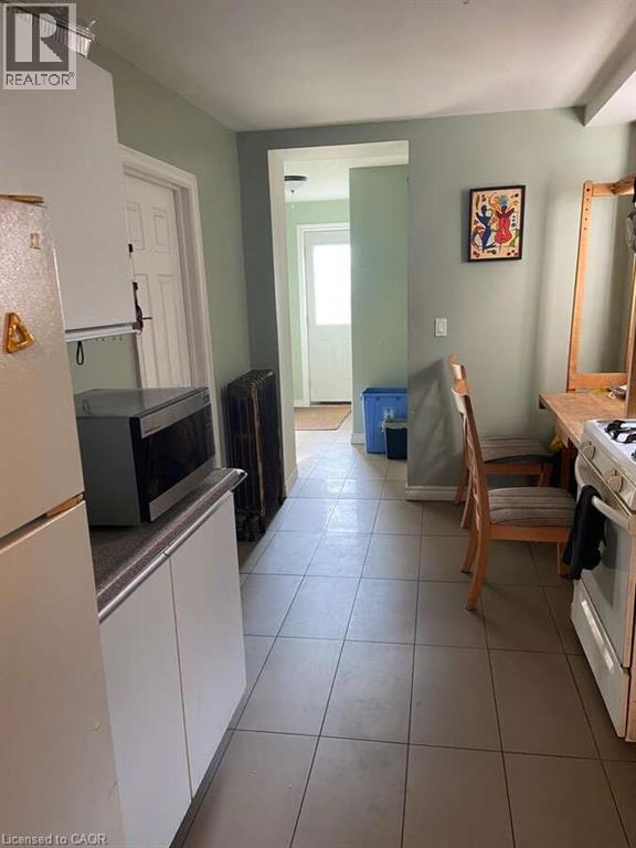 10 Fairbank Avenue, Toronto, ON - Indoor