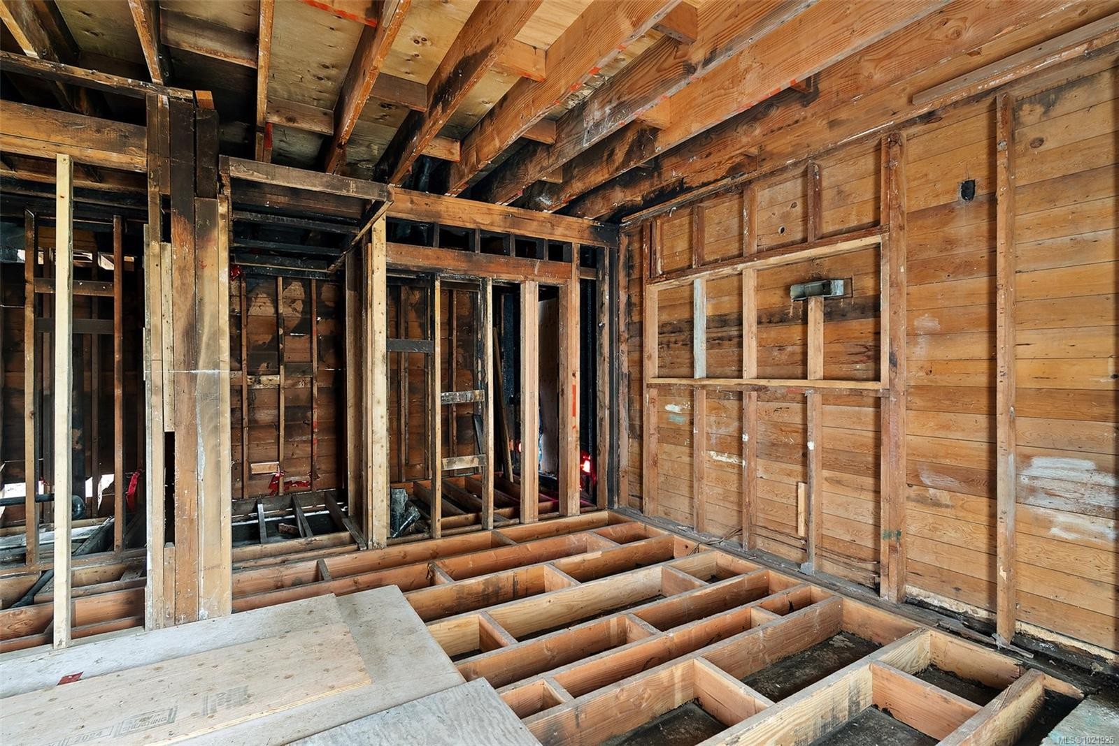 1826 Cedar Hill Cross Rd, Saanich, BC