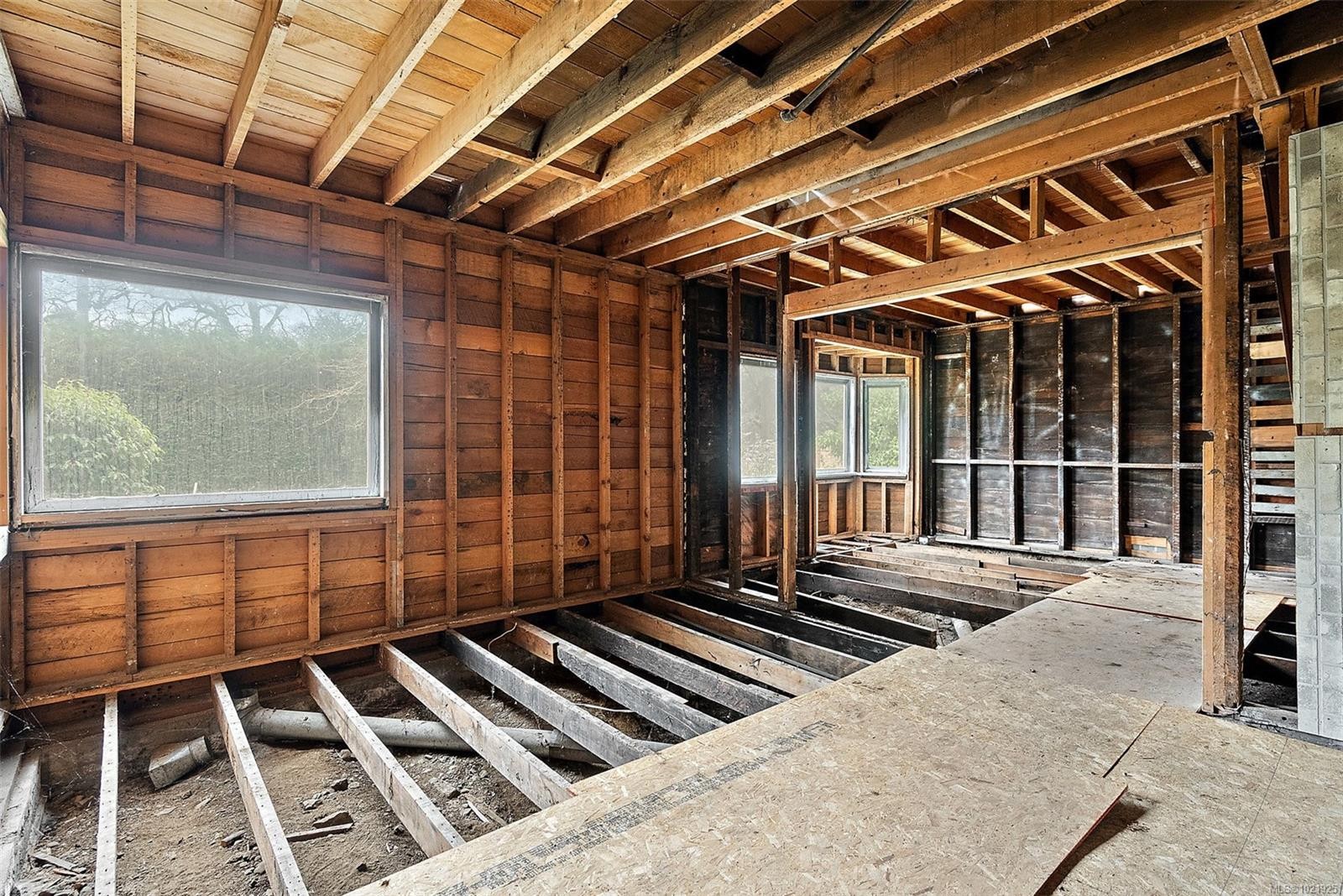 1826 Cedar Hill Cross Rd, Saanich, BC