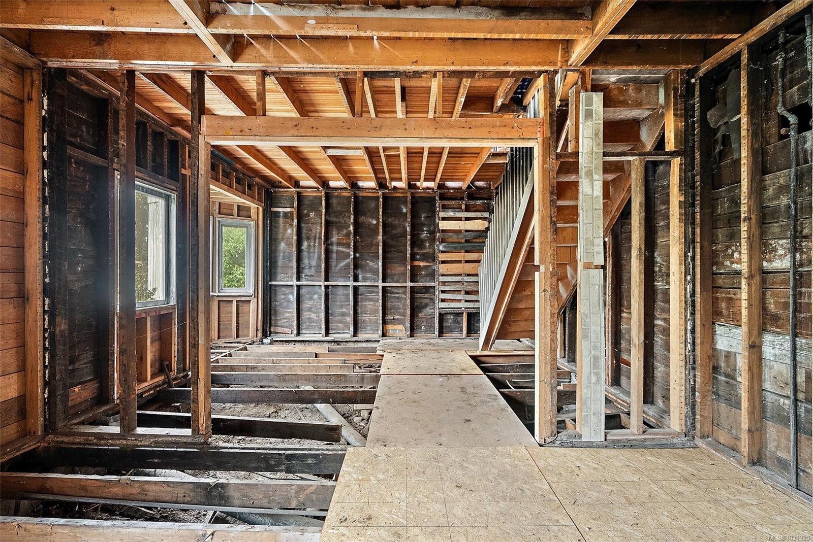 1826 Cedar Hill Cross Rd, Saanich, BC