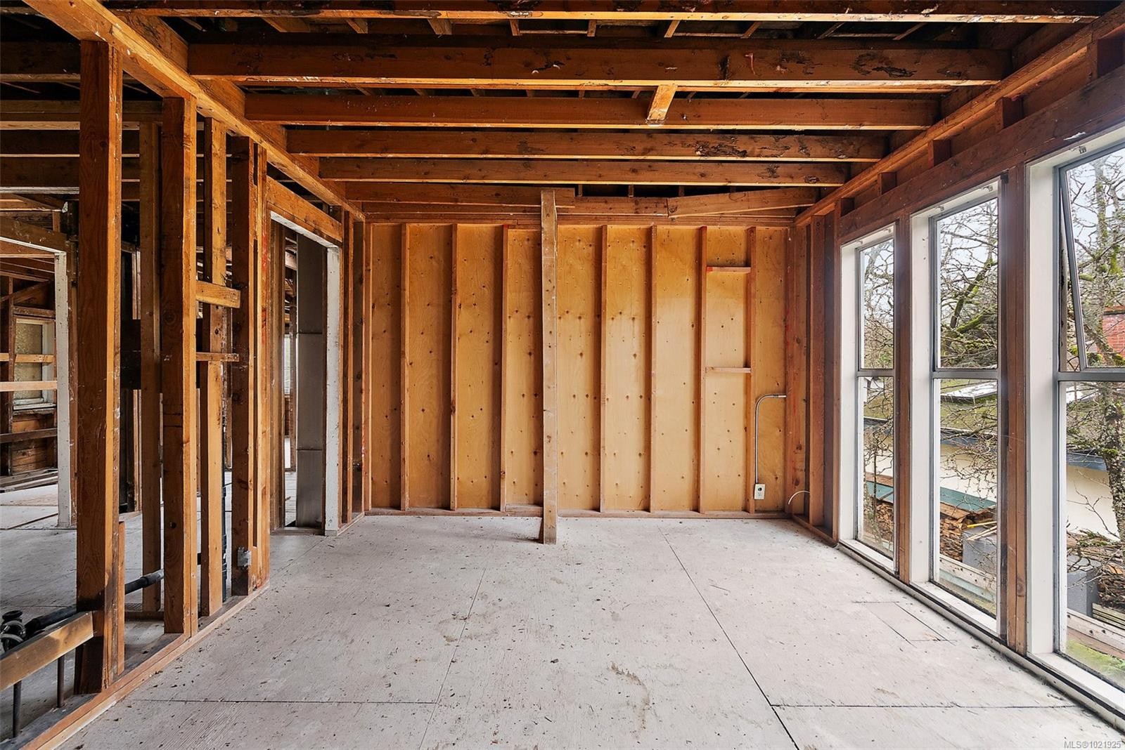 1826 Cedar Hill Cross Rd, Saanich, BC