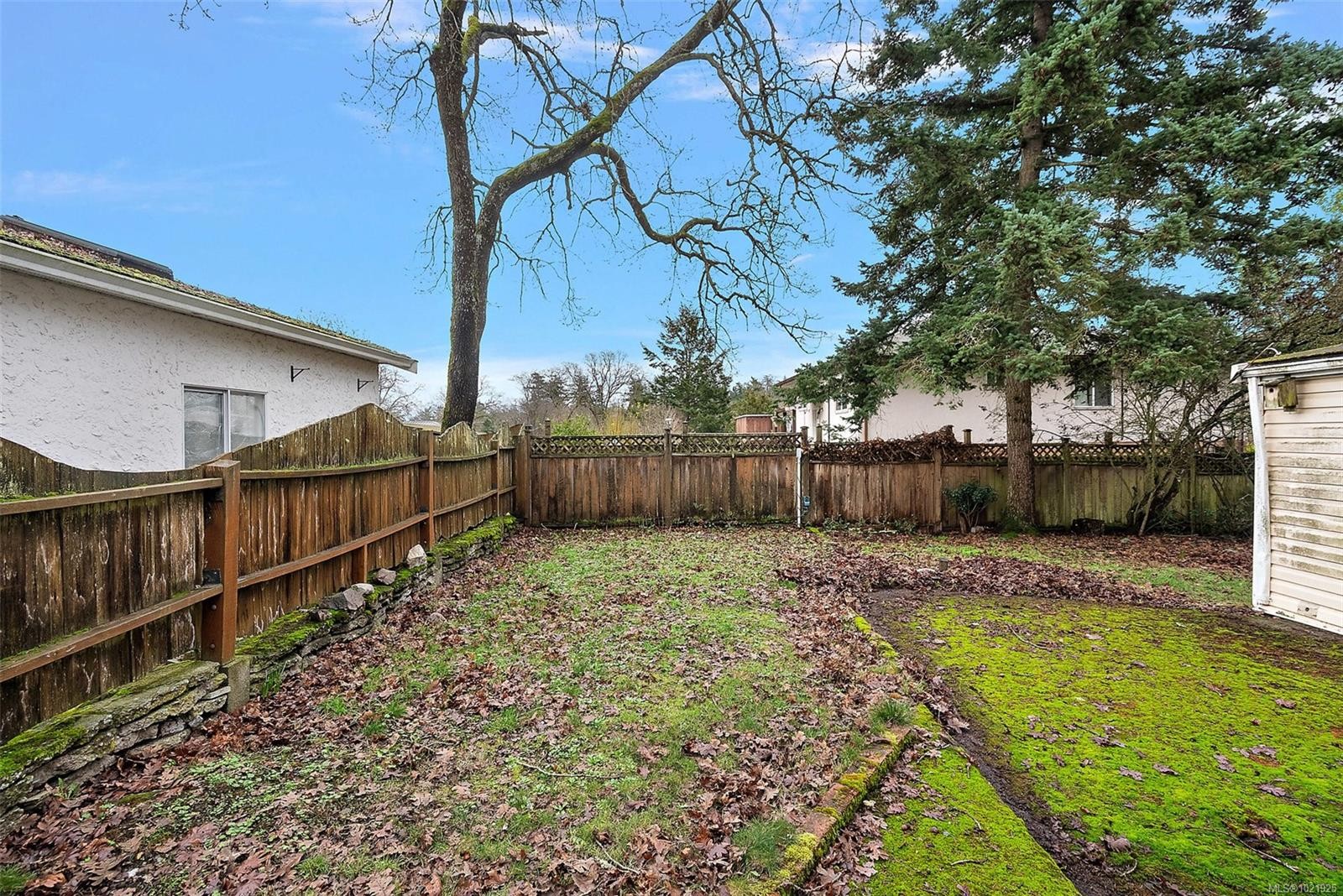 1826 Cedar Hill Cross Rd, Saanich, BC