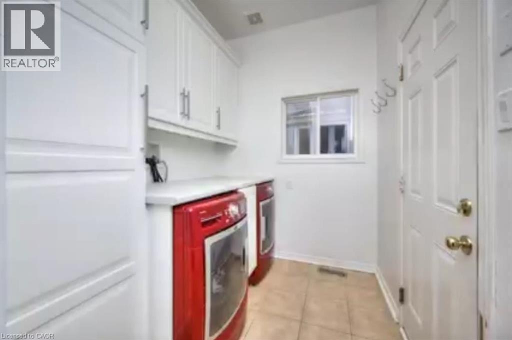 501 Topper Woods Crescent Unit# Upper, Kitchener, ON - Indoor Photo Showing Laundry Room