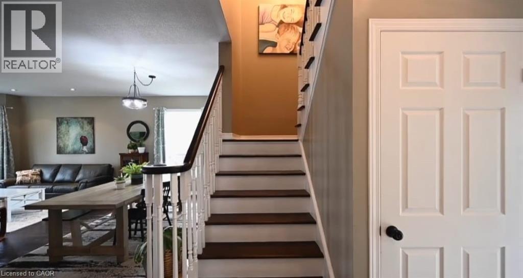 501 Topper Woods Crescent Unit# Upper, Kitchener, ON - Indoor Photo Showing Other Room