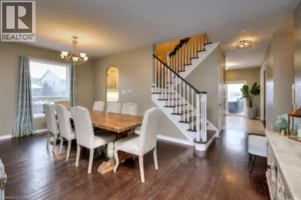 501 Topper Woods Crescent Unit# Upper, Kitchener, ON - Indoor Photo Showing Dining Room