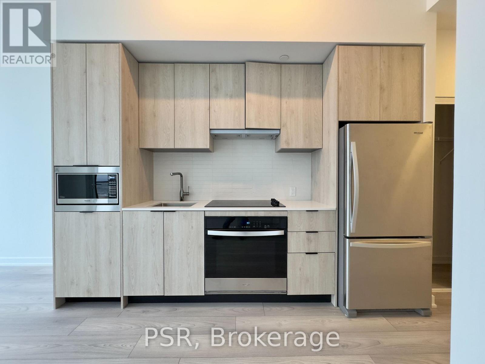 915 - 1007 The Queensway, Toronto, ON - Indoor Photo Showing Kitchen With Stainless Steel Kitchen