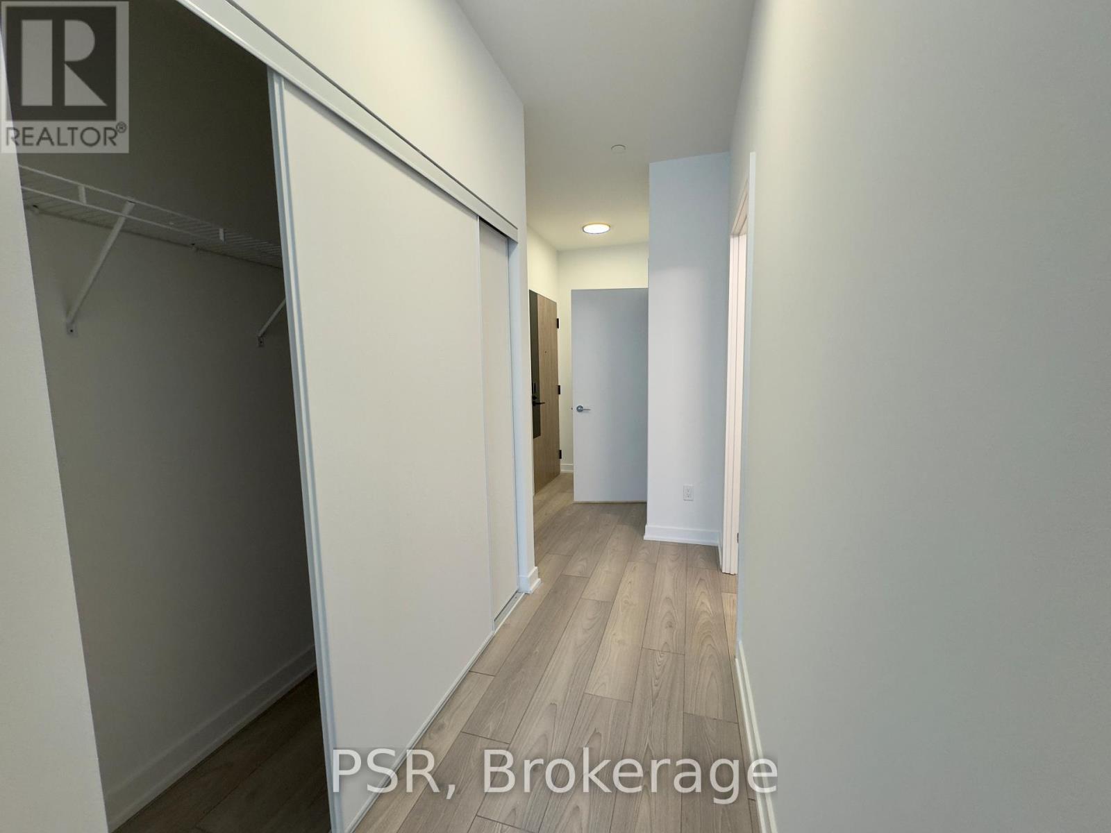 915 - 1007 The Queensway, Toronto, ON - Indoor Photo Showing Other Room