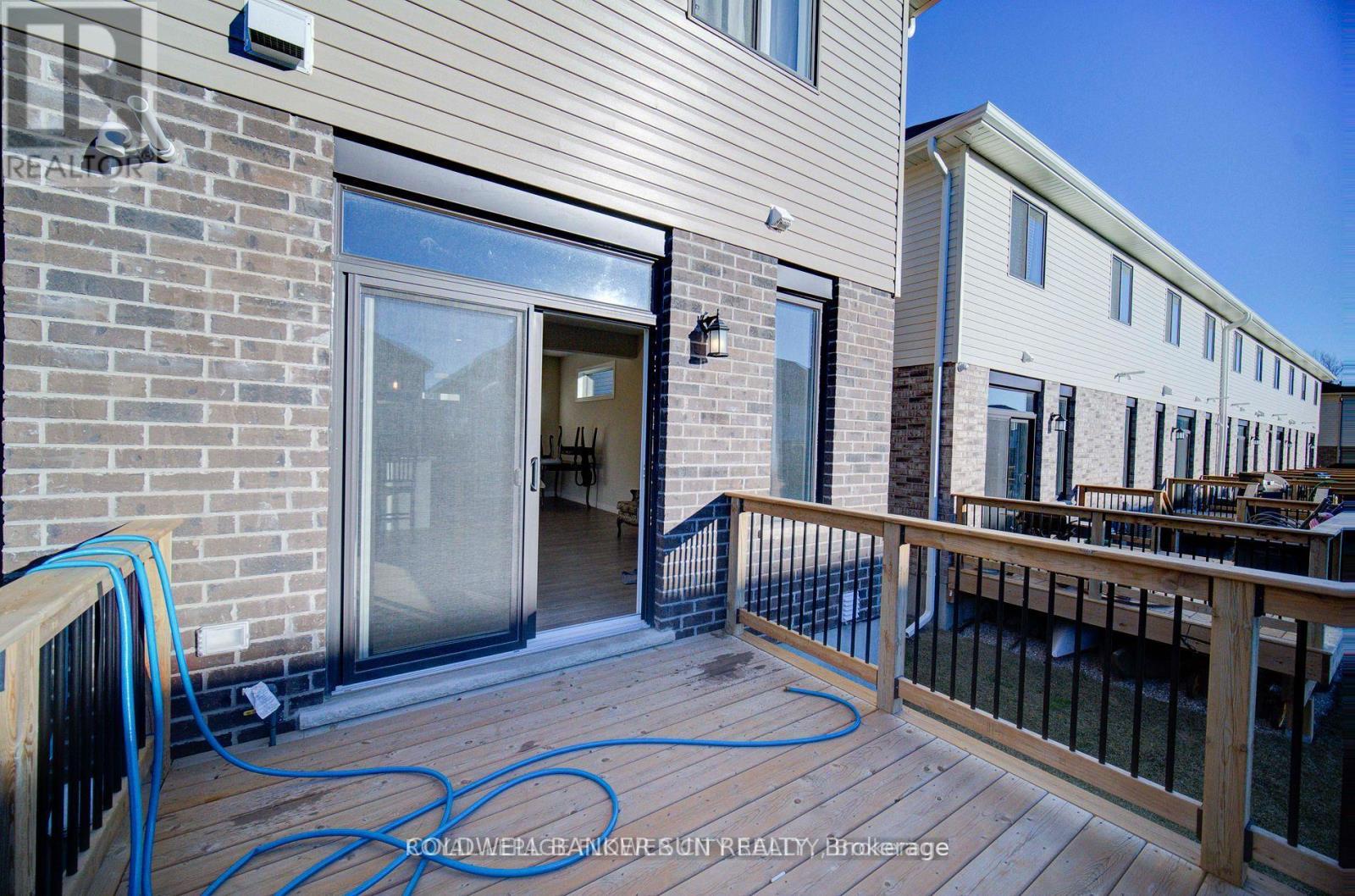 80 Keba Crescent, Tillsonburg, ON - Outdoor With Deck Patio Veranda With Exterior